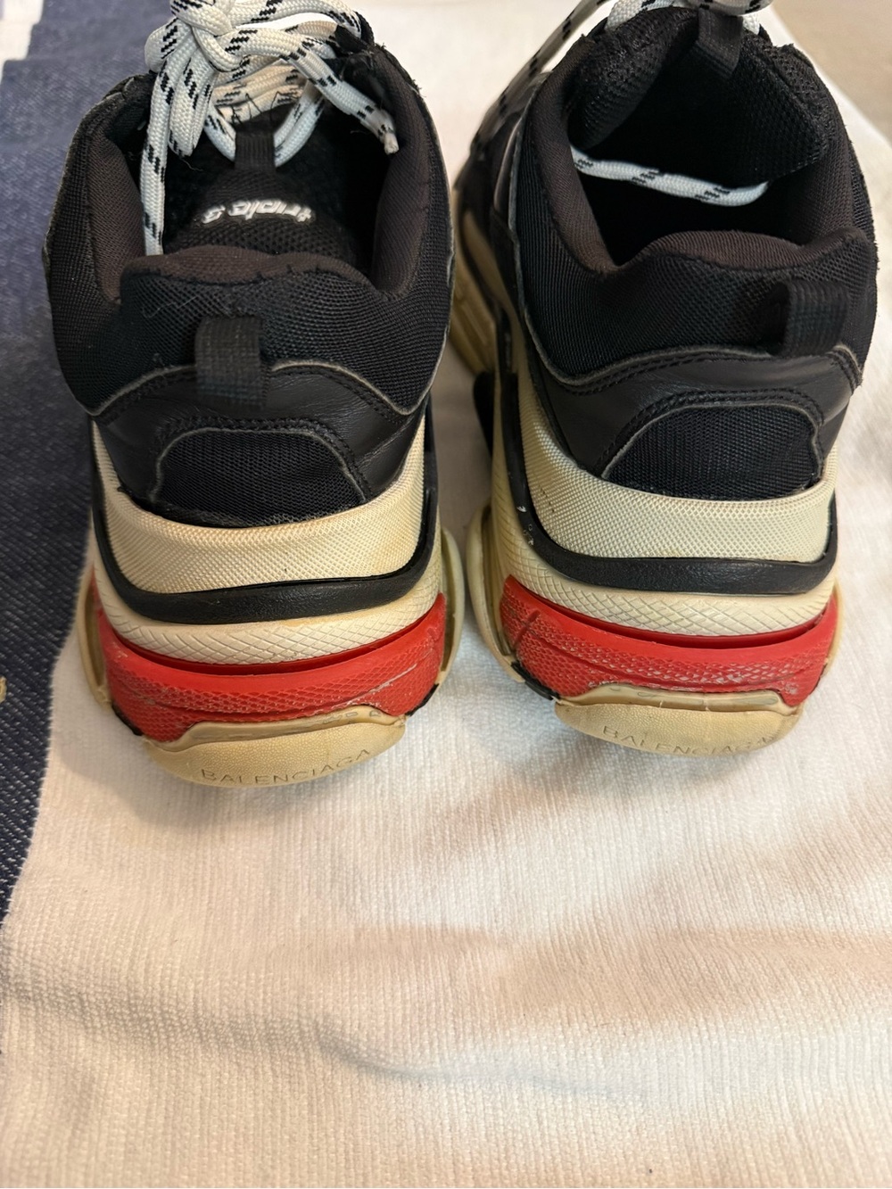 Balenciaga Black Cream Red Triple S-Style Chunky Sneakers - Picture 7 of 13